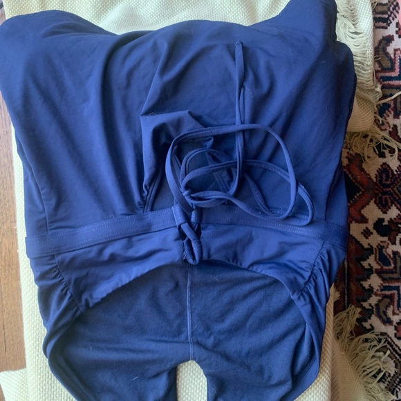 Women’s Medium Navy Athleta Halter Swim top - Picture 6 of 9